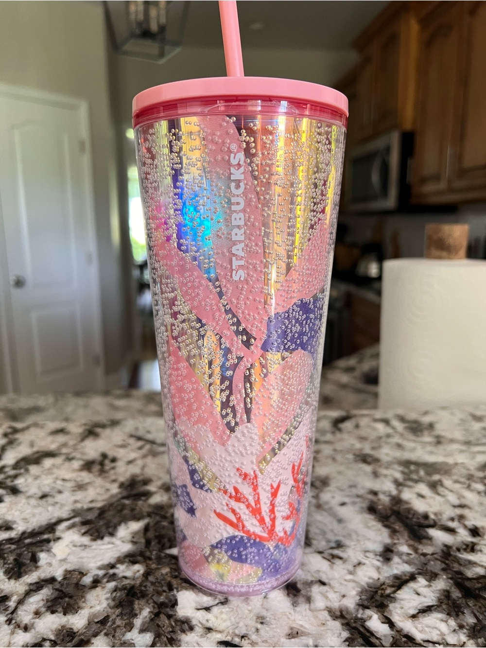 Starbucks CORAL REEF BUBBLE Cold Cup Tumbler 24 Oz Pink **NEW**  W/Straw